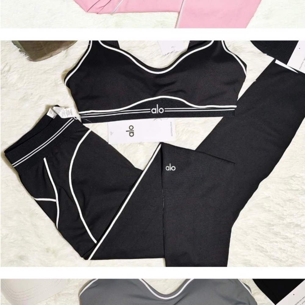 ALO Yoga Black Leggings with White Trim